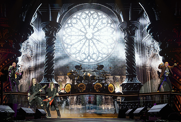 RECENZE: Doušek z metalového pramene. Helloween v Praze nezaváhali ani na okamžik