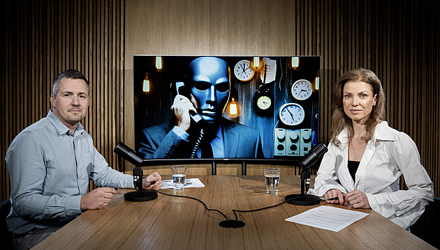 Organizovaný zločin po telefonu. Nejsou to amatéři ze sklepa, říká kriminalista