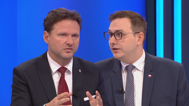 Střet zájmů? Babiš hraje zdržovací hru, míní Lipavský. Vondráček je zklamaný z Pavla