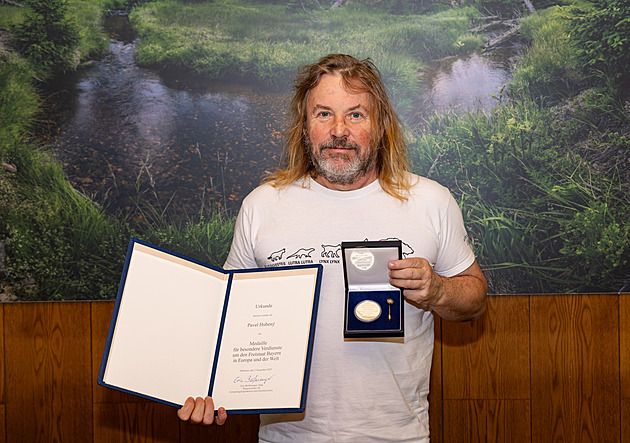 Šumava je symbolem otevřenosti a spolupráce. Šéfa parku ocenili v Bavorsku