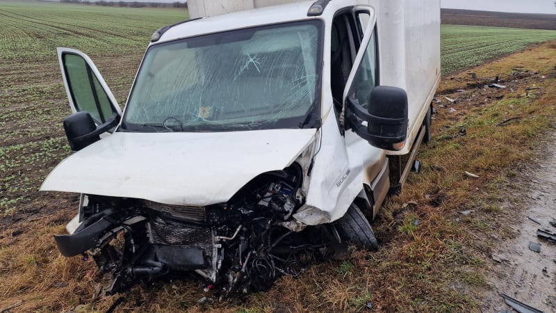 Tragédie na Břeclavsku: Řidička zemřela při nehodě, spolujezdci bojují o život