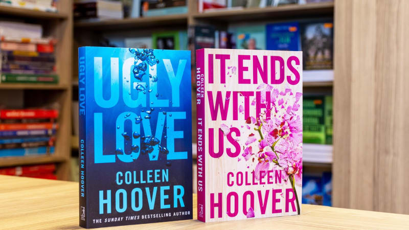 Fenomén BookTok: TikTok vrací mladé ke knihám. Nakladatelé slaví, kritici mají výhrady