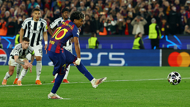 ONLINE: Barcelona ničí Newcastle sedmým gólem, pak v LM hraje Bayern či Liverpool