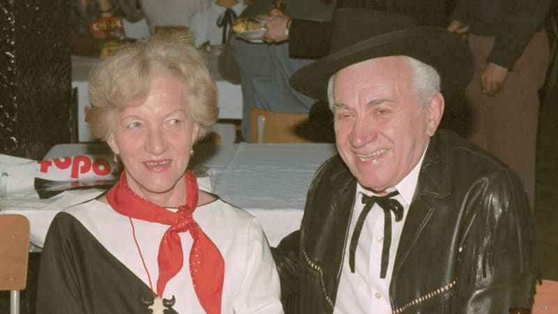 Komik a herec Jaroslav Štercl se ženil v sedmdesáti. Smrt přišla náhle, vzpomínala vdova