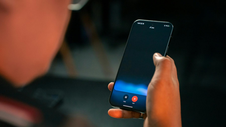 Google vydal dokonalou aplikaci: AI, která funguje bez internetu a přeloží vám cokoliv