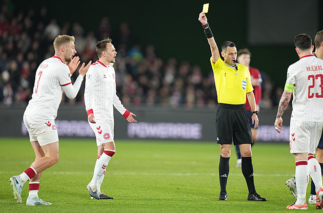 Žlutá amnestie. Na šampionátu se karty budou mazat po skupinách i po čtvrtfinále