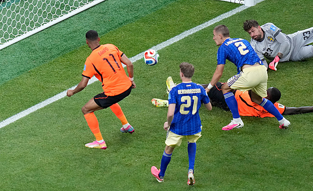 ONLINE: Nizozemsko - Švédsko 4:1, krátce po půli dva góly Gakpo, pak snižuje Elanga