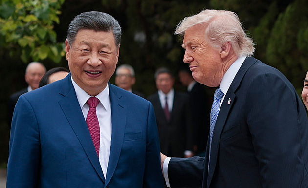 Při obcházení cel sekundují i spojenci USA. Peking stínově převezl zboží za miliardy